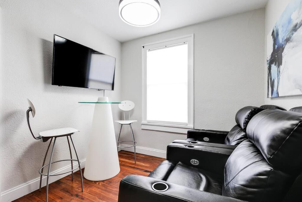 Charming, Happy 1-Bed Oasis: Rva Retreat Awaits! Apartment Richmond Luaran gambar