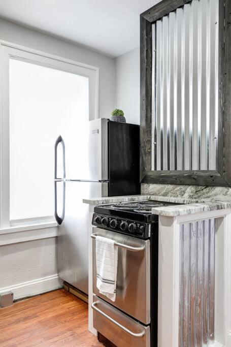 Charming, Happy 1-Bed Oasis: Rva Retreat Awaits! Apartment Richmond Luaran gambar