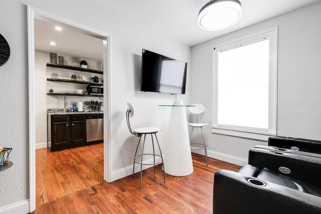 Charming, Happy 1-Bed Oasis: Rva Retreat Awaits! Apartment Richmond Luaran gambar